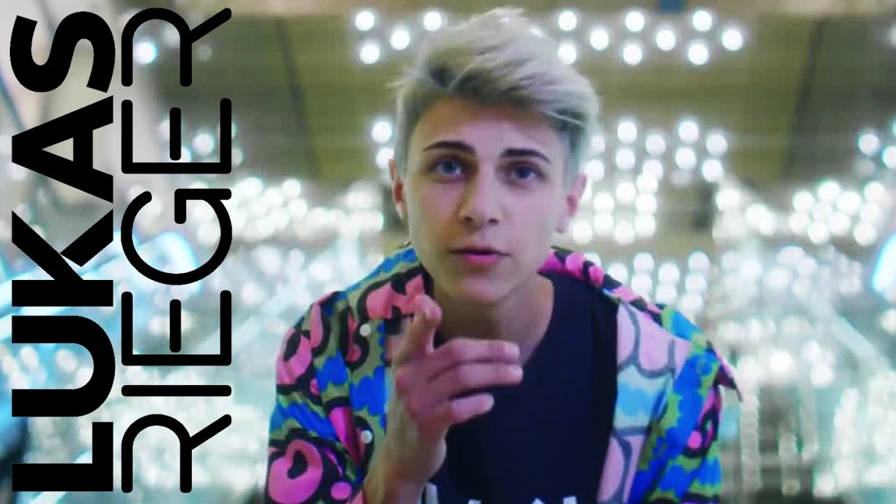 Lukas Rieger – Elevate