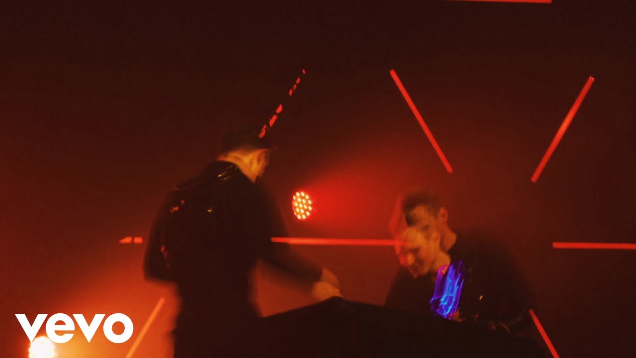 twocolors feat. Georgie Keller – Feel It 2