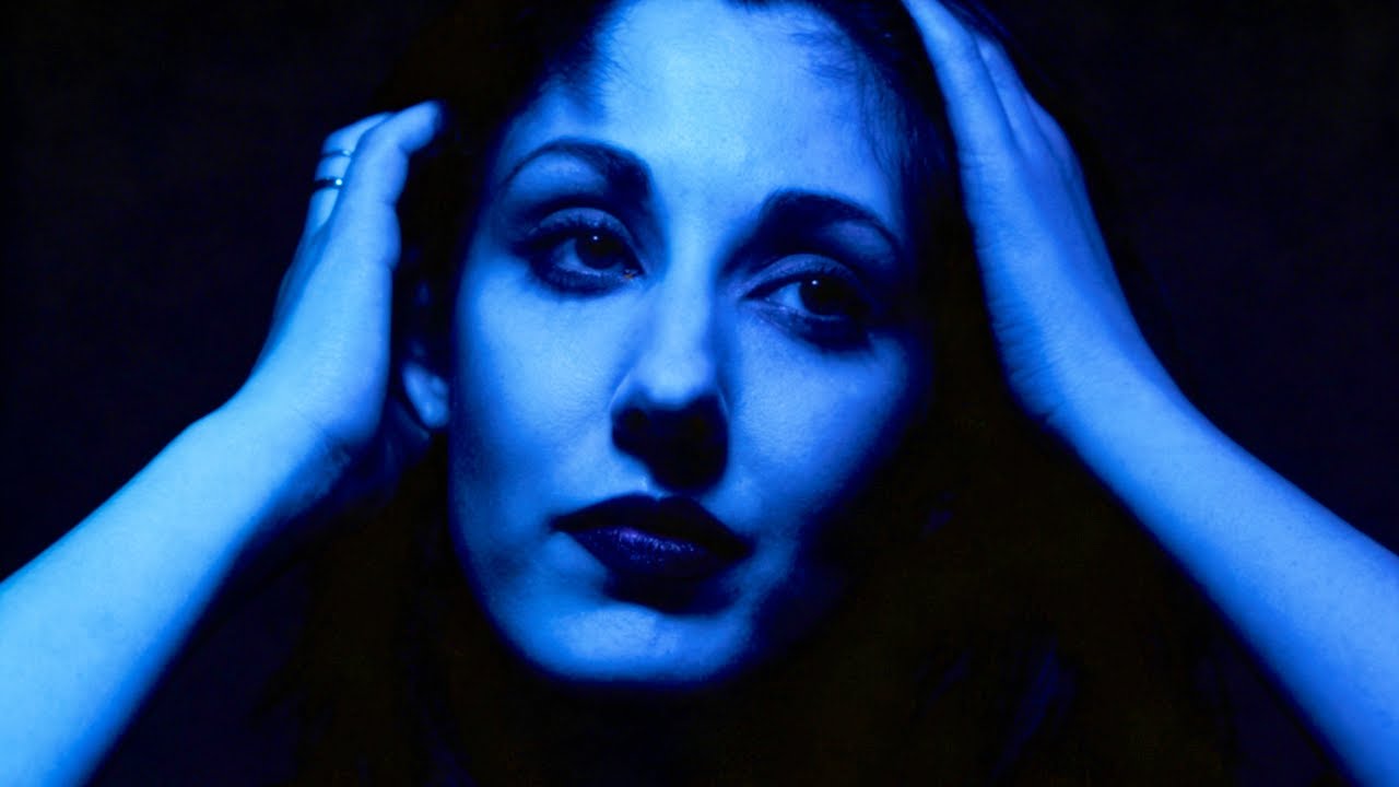Musikvideo „Bizarre Love Triangle“ von New Order