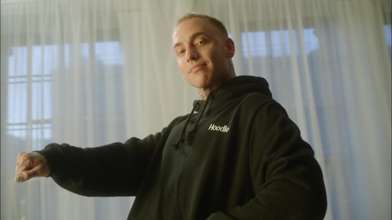 Blackbear – Hot Girl Bummer