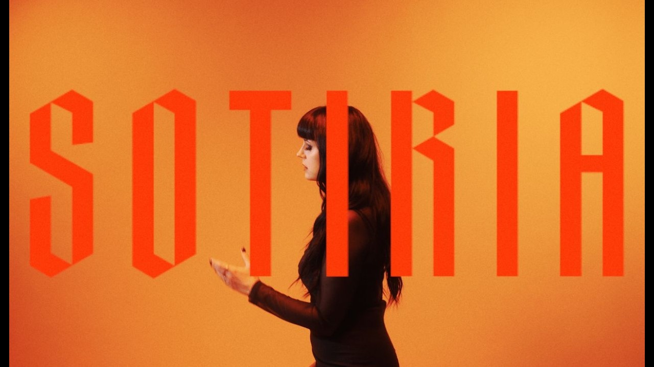 Sotiria – Rubinrot