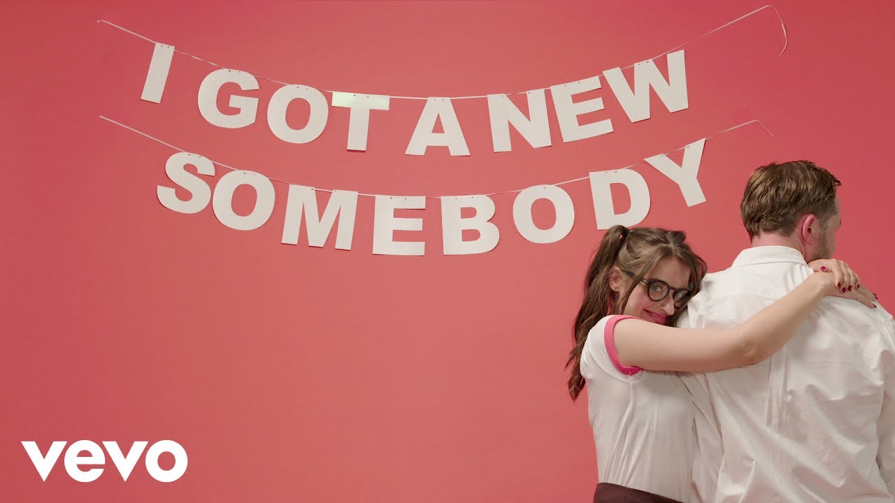 Katy Perry – Small Talk