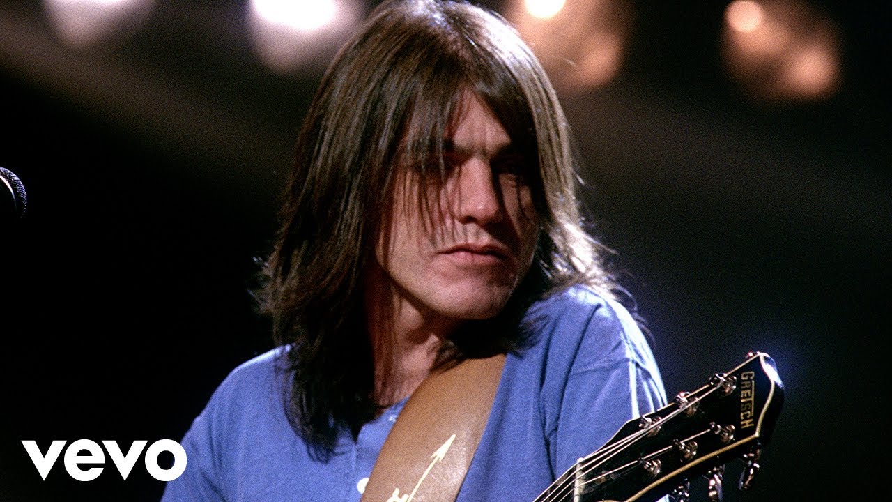 Video starten: AC/DC – Thunderstruck