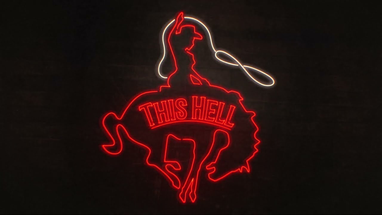 Video starten: Rina Sawayama – This Hell