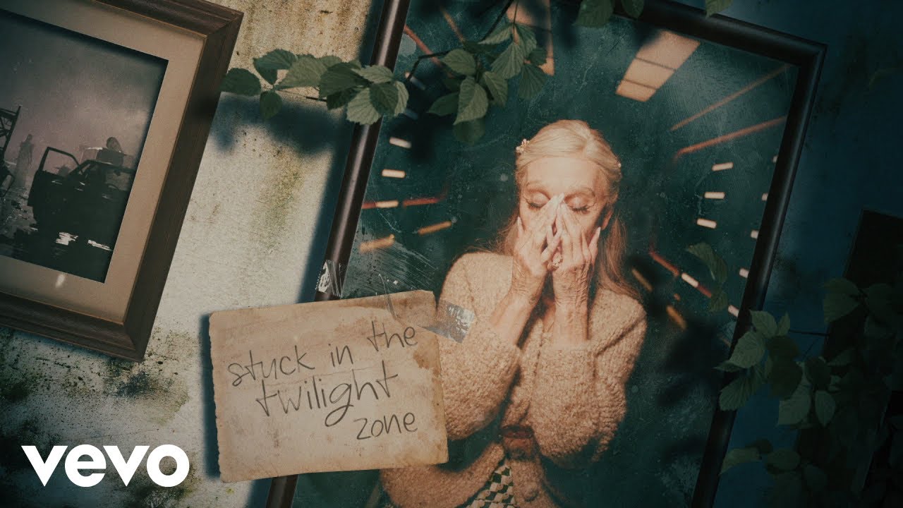 Ariana Grande – Twilight Zone