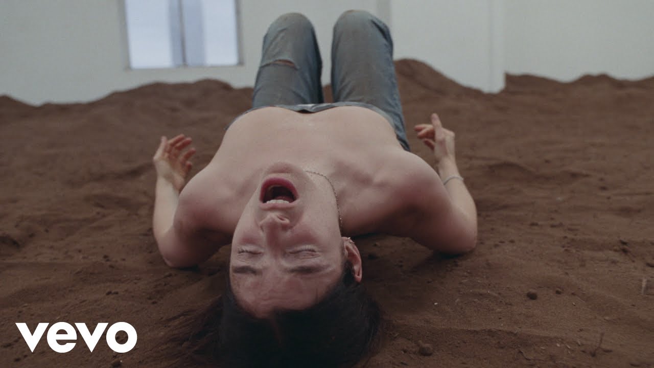 Lorde – Man Of The Year
