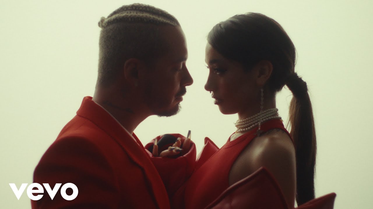 J. Balvin & Maria Becerra – Qué Más Pues?